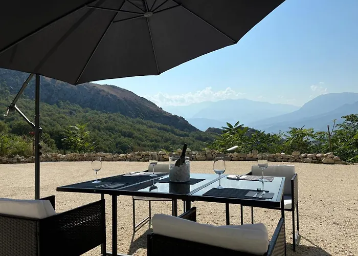 Abruzzo With Spectacular Views Nyaraló